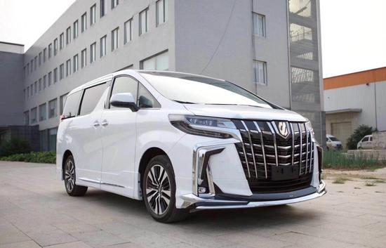 四座埃尔法蒙娜丽莎 老板最爱的商务保姆