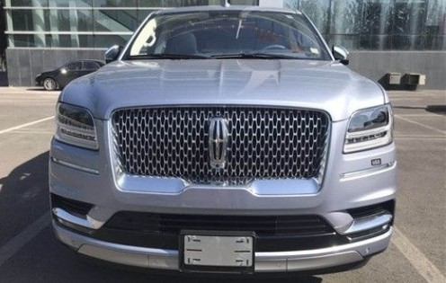 2019款林肯领航员优惠蓝色内饰更显高端