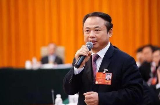 两会|天能集团张天任:建议鼓励地方政府因地制宜发展低速电动车