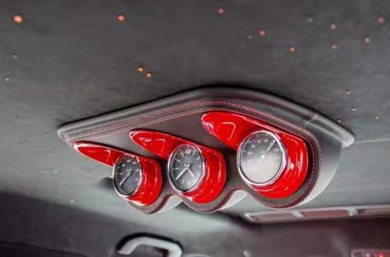 20��Ͳ�˹G800�۸�ѩɽ��װ�δ���ҳ��˽����ɫ