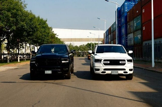 21款道奇公羊 港口现车手续齐随时可提