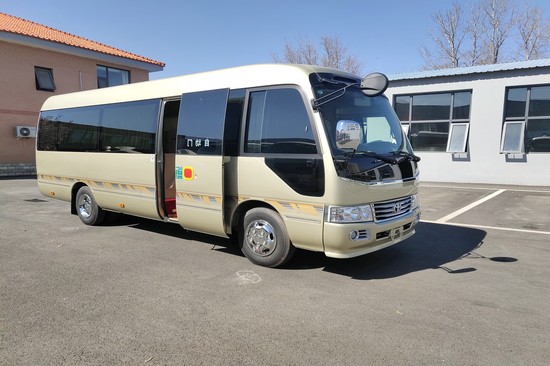 丰田考斯特配置埃尔法座椅锦上添花