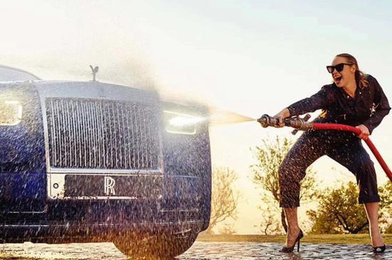 随性而动感的气质 20款劳斯莱斯库里南