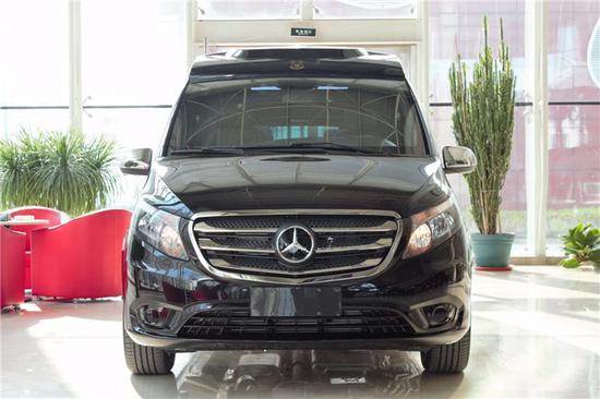 奔驰威霆现车改装座椅 简单舒适才是王道