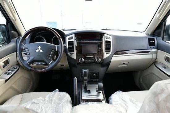 2019款三菱帕杰罗V97销量创下奇迹双节促