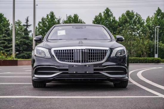 奔驰S450迈巴赫版普尔曼 舒适豪华驾驶