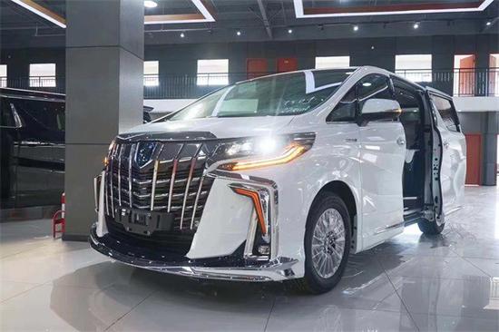 丰田埃尔法蒙娜丽莎版私人定制商务MPV