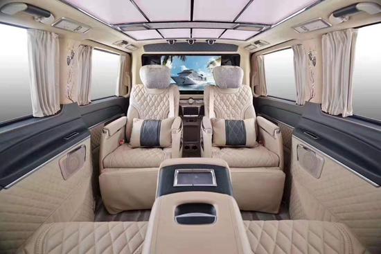 科技改变未来-奔驰迈巴赫VS980七座商务