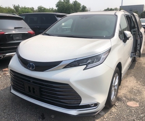 21款全新塞纳2.5T混动国六天津港多少钱