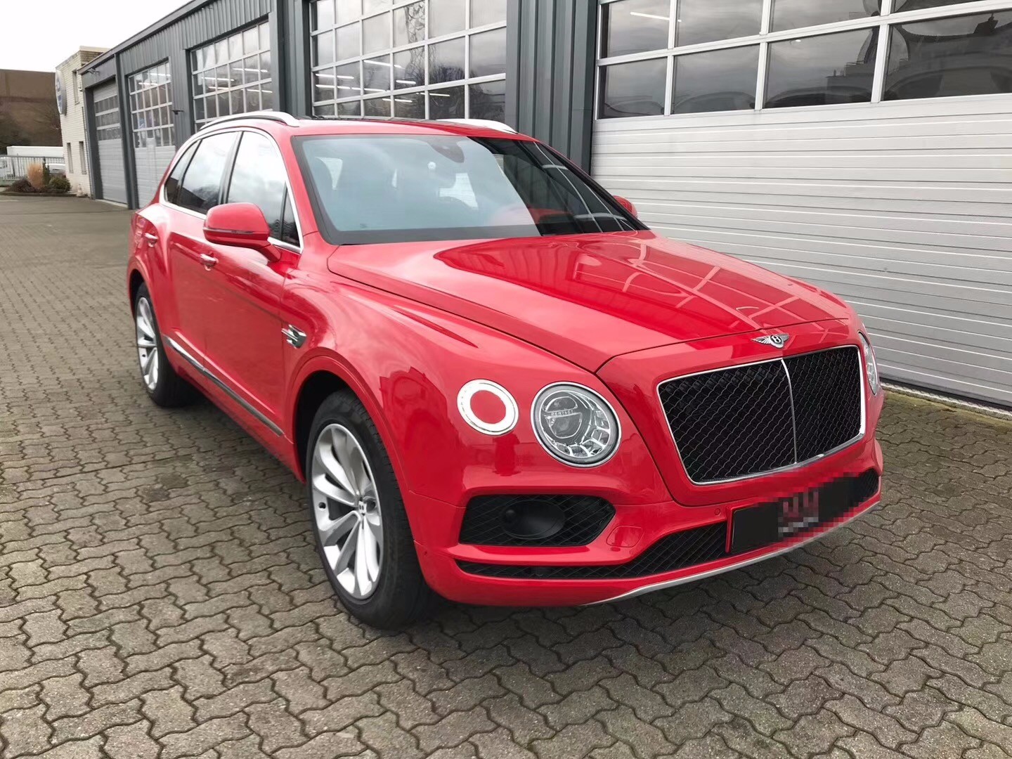 19款宾利添越4.0折上折促销中现车特卖