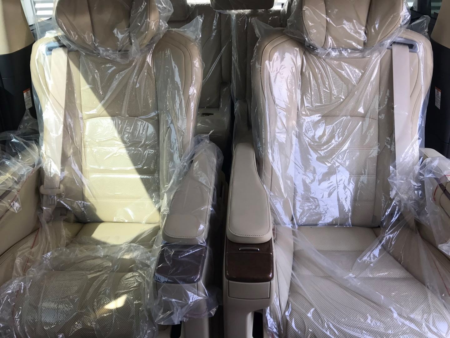 联系方式:18102110907(同微信) 刘经理 15620635888