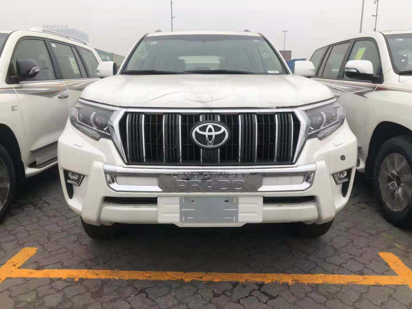 纯进口19款丰田普拉多4000现车特惠促销