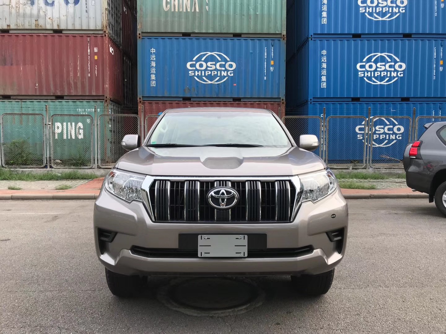 19款丰田霸道4000报价低手续随车可按揭