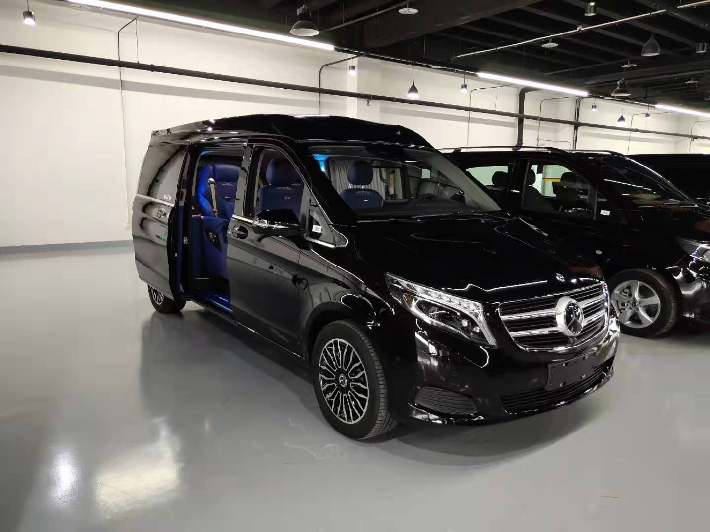 19款奔驰V260改装商务车天津港现车全国