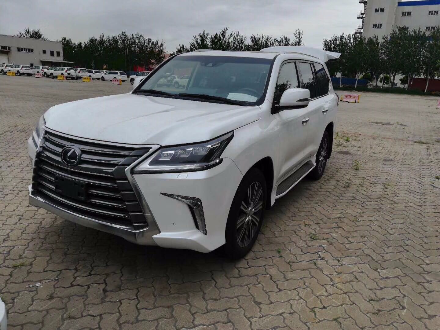 2019款雷克萨斯LX570惊爆价全新配置行情