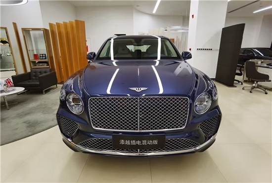 2021款宾利添越3.0混动年关降价现车实拍