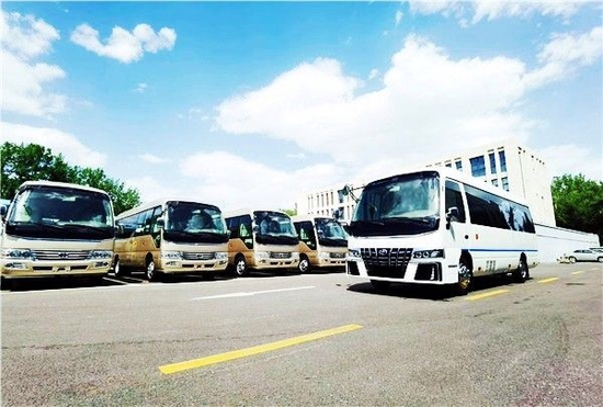 丰田考斯特12座4.0LV6汽油豪华版报价