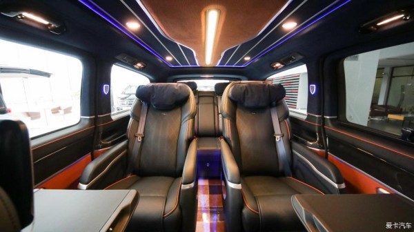 2019款奔驰威霆报价 面对一切商务需求