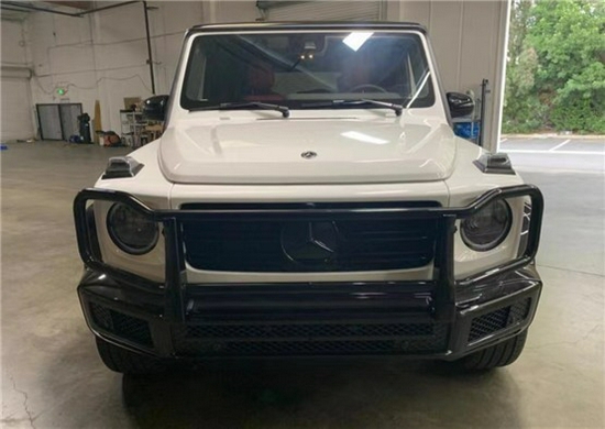 21款奔驰G550白红国六报价港口现车实拍