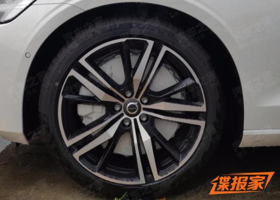 小号V90 全新沃尔沃V60将于8月上市