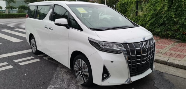 豪华MPV19款丰田埃尔法3.5两驱顶配港口