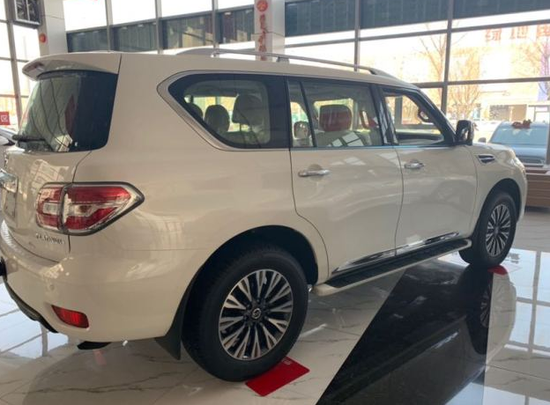 2019款日产途乐Y62天津港最低价促销中