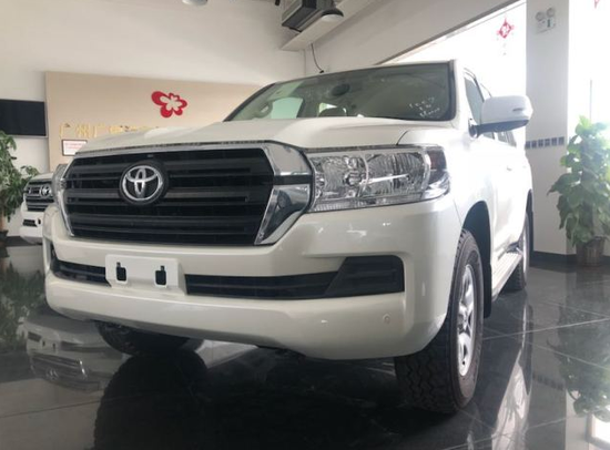 2019款丰田酷路泽4000乞丐版59万起特惠