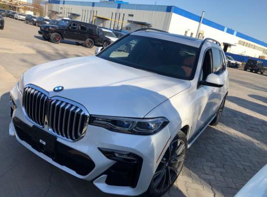 20款加版宝马X7现车已到港 价格下调