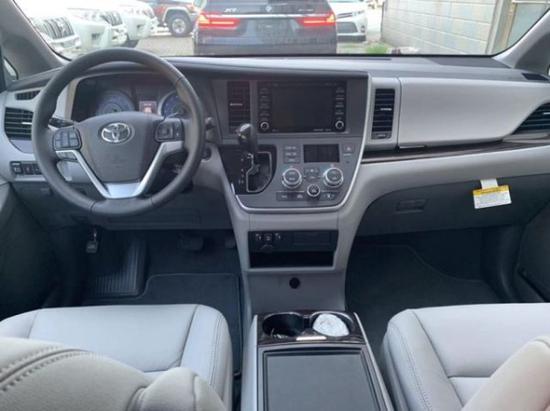 20款丰田塞纳现车配置 全最新报价