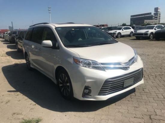 20款丰田塞纳现车配置全 全新报价