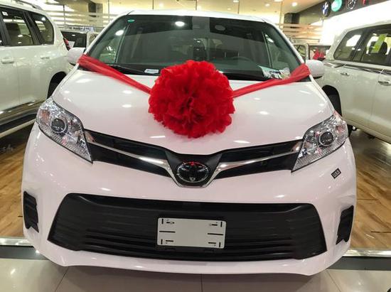 20款丰田塞纳3.5四驱LE 7座港口现车价