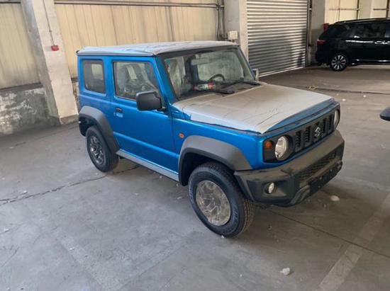 19款铃木吉姆尼1.5L现车天津港报价25万