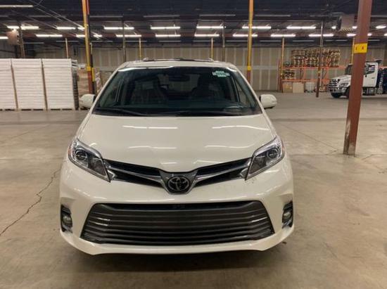 20款丰田塞纳LTD国六现车商务车钜惠报价