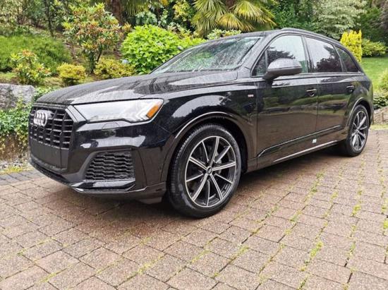 20款奥迪Q7现车港口最低价 全国可分期