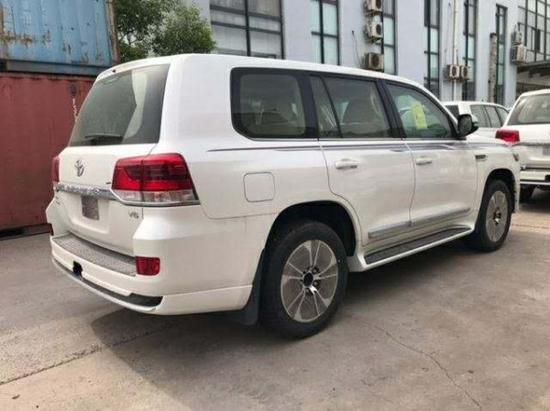 20款丰田酷路泽4000中东版9月优惠力度大