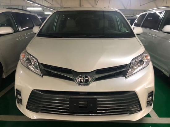 20款丰田塞纳3.5L 国六现车41.5万钜惠