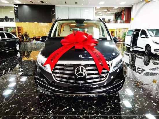 2020款奔驰V250商务车年终大促立省到底