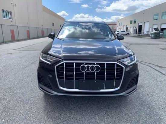 2020款奥迪Q7舒适豪华SUV 店内优惠抢购