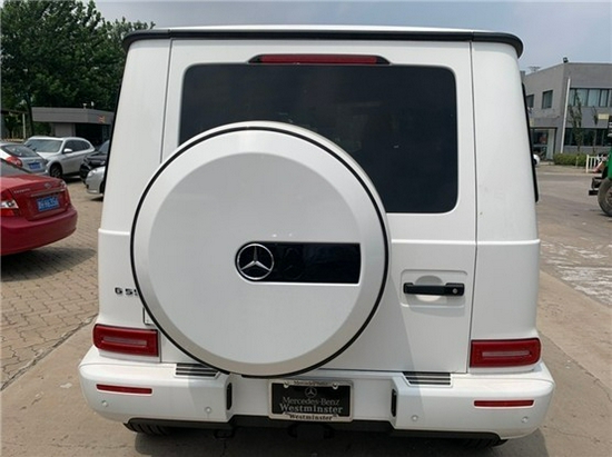 21款奔驰G550港口国六现车报价带感登场