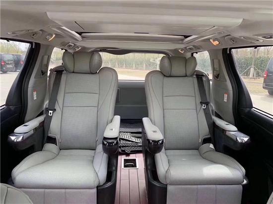 贵宾热线:15771111116(同微信)