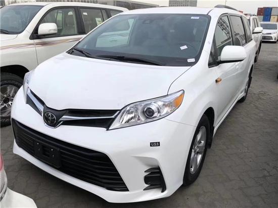 19款加版塞纳3.5两驱批发价 40.5万热销