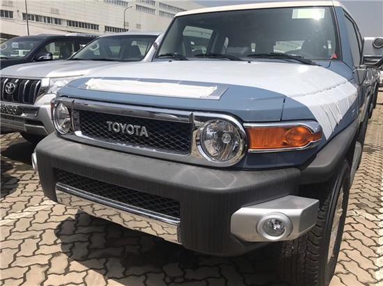 2019款丰田FJ酷路泽4.0 天津港批发热卖