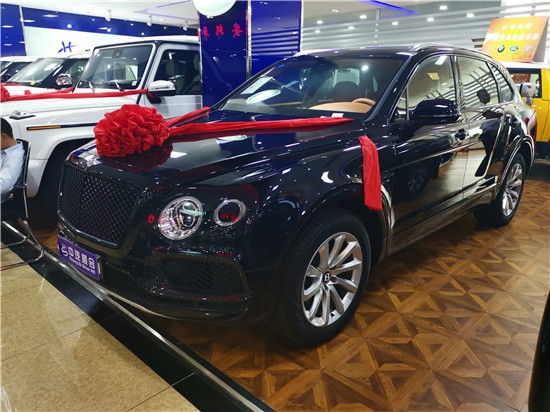 2019款宾利添越4.0 超豪华SUV八月报价