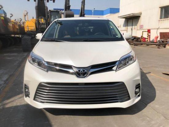 20款塞纳3.5L商务车价格动力足宽敞舒适