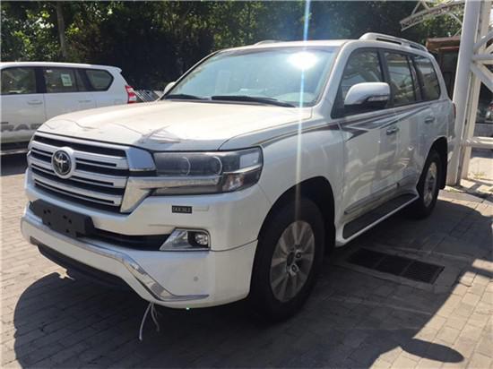 2019款丰田酷路泽4600现车报价最新多钱