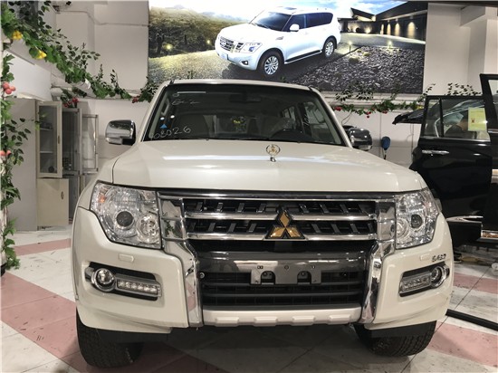 2019款三菱帕杰罗V97现车价格动力豪华