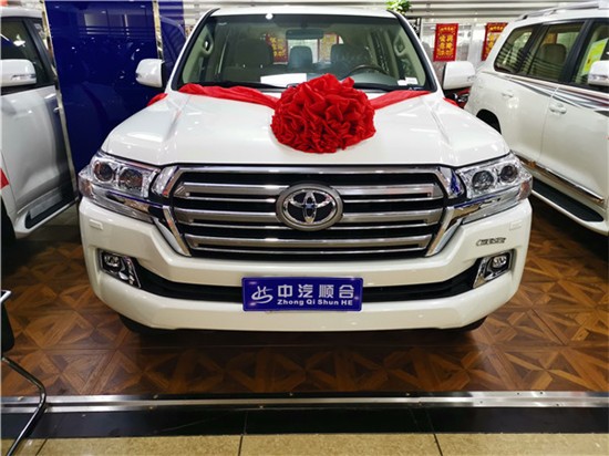 19款丰田酷路泽4000 豪华硬派越野新报价