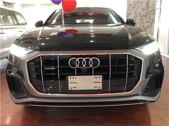 2019款奥迪Q8最新资讯港口现车特惠热销