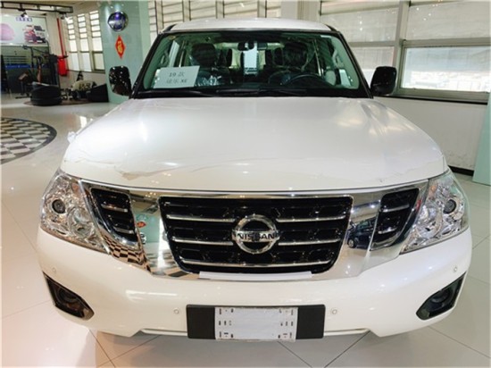 2019款尼桑途乐4.0L 丐版配置价格马上提