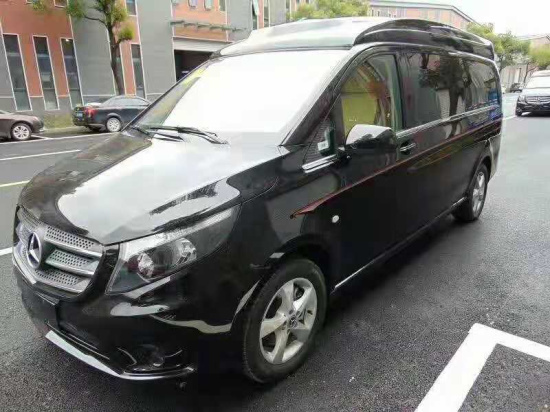 2019款奔驰威霆现车价格 配置一探究竟